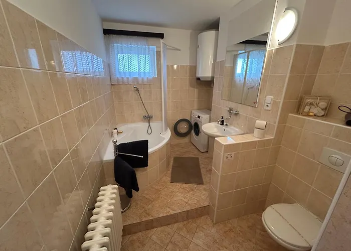 Daire - Close To Airport And Metro